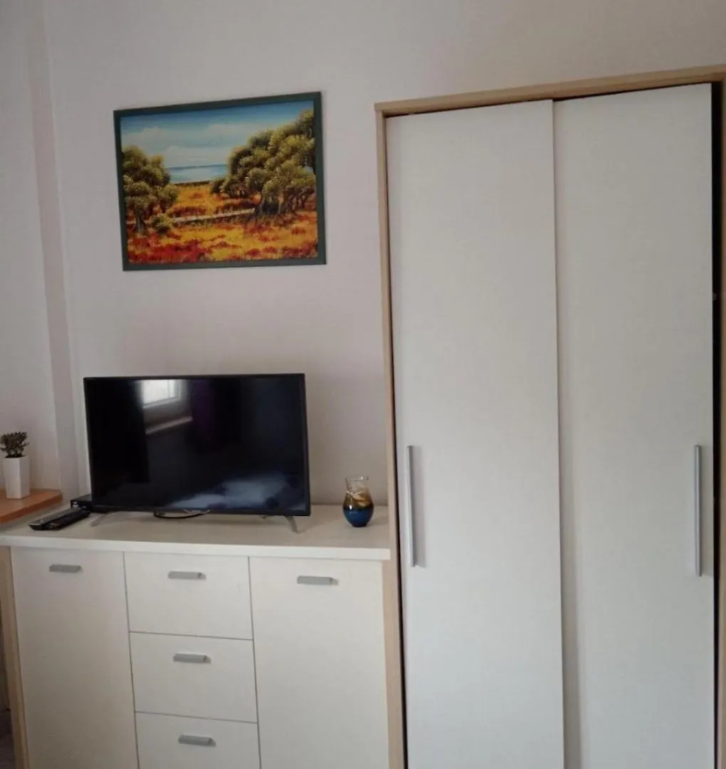 Konukevi Rooms Antonia - 150M From Sea Umag